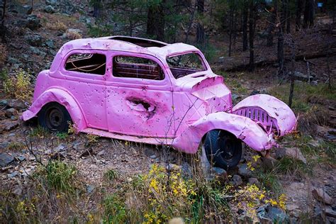 Hd Wallpaper Pink Car Junk Yard Pink Car Old Car Arizona Vehicle Rusty Car Wallpaper Flare