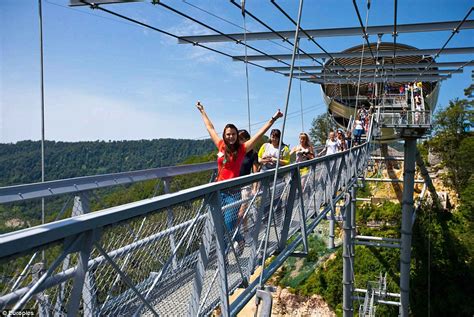 1km Long Path Opens In Russia S Treetops And Even Boasts A 650ft Bungee Jump Daily Mail Online