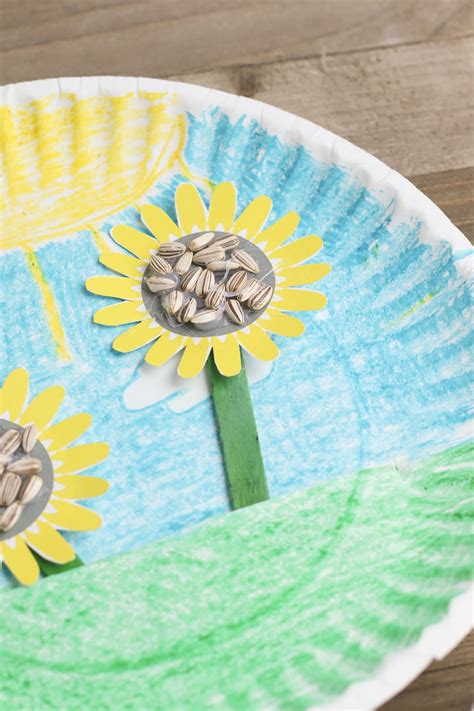 Growing Sunflower Easy Paper Plate Craft For Preschoolers