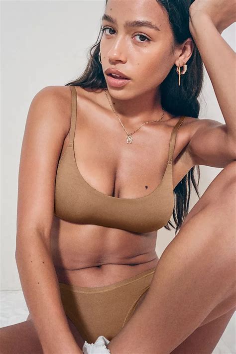 out from under featherweight scoop neck bralette in 2021 bralette scoop neck scoop
