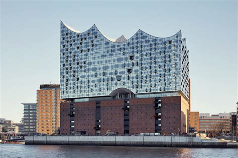 Linea New Images Of Herzog De Meuron S Elbphilharmonie Unveiled