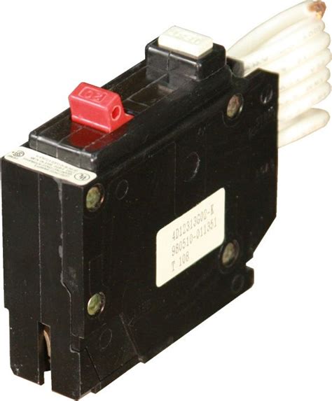 Gfcb120 Gfi Ground Fault Circuit Breaker Breaker Outlet