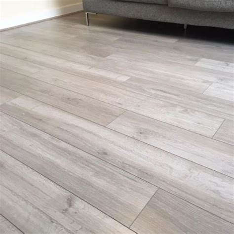 Rockford Grey Oak 12mm Laminate Flooring Floor Depot