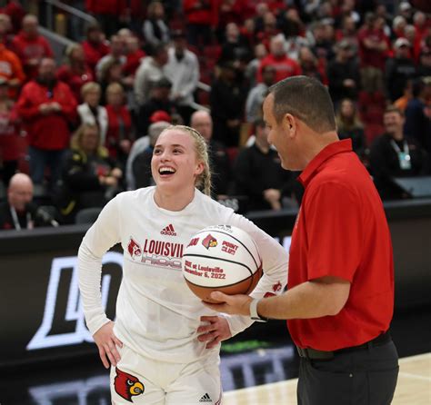 Louisville S Hailey Van Lith Records 1 000th Career Point