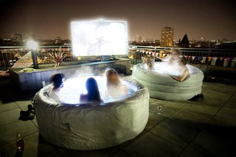 Every jacuzzi hot tub is researched and engineered to deliver advanced hydrotherapy and with patented jet technology a truly unique experience. Lovely bubbly: take a dip at the Hot Tub Cinema | London ...
