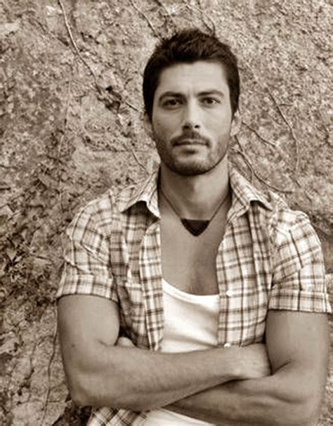 He is an actor, known for güzel çirkin (2013), iliski durumu: Biografia PAMIR PEKIN aka MURAT din serialul comedie ...