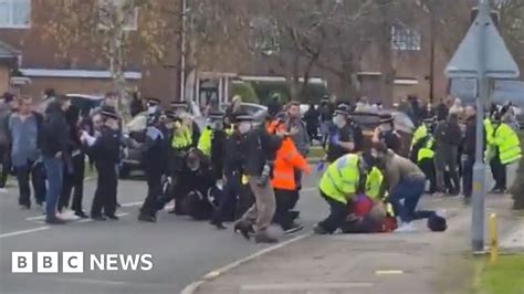 Covid Nine Arrested At Anti Lockdown Protest In Basildon