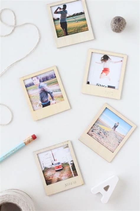 A Lovely And Easy Diy Project Wooden Polaroids Wooden Diy Crafts
