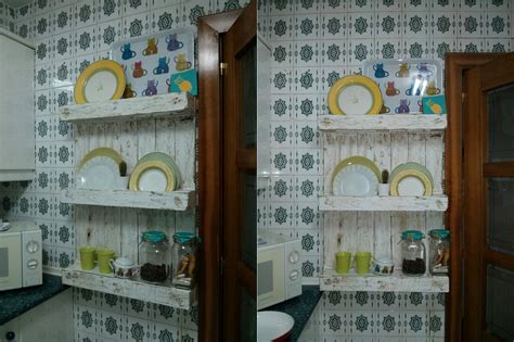 Hacer un postre y decorarlo con sigue las instrucciones para hacer un postre hermoso, luego haz clic y mantén oprimido el botón del mouse cuando tu rival se distraiga para. Cómo hacer una alacena con un palet | Bricolaje