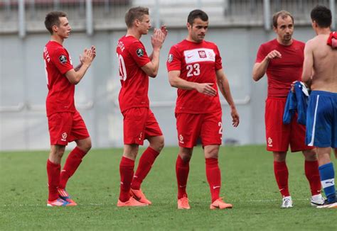 Reprezentacja polski w poniedziałek o 18.00 rozpoczyna turniej meczem ze słowacją. Polska - Słowacja, wynik 1:0 - Super Express