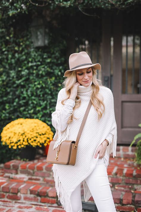 4 Effortless Thanksgiving Holiday Outfits | Outfits, Holiday outfits, Dinner outfits