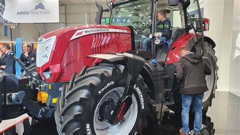 Mccormick Präsentiert Auf Agritechnica Den Neuen X7624 Top Agrar Online