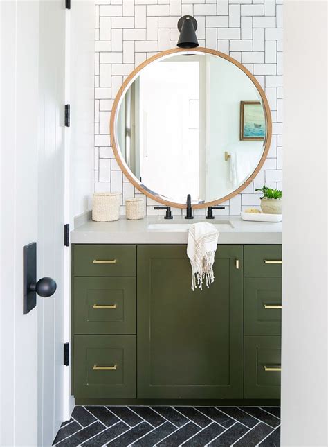 Power Up Your Powder Room With Ideas From Great Small Spaces — Hgtv Magazine In 2020 Powder