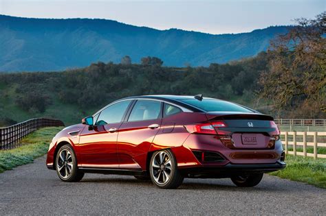 2018 Honda Clarity Fuel Cell Review Trims Specs Price New Interior