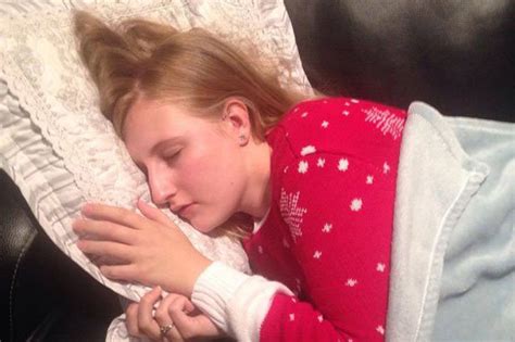 Sleeping Beauty Klein Levin Syndrome Sufferer Fears She Will Sleep