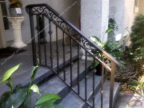 Aluminum railing kits are a highly desirable railing system because of the color variety and the cost savings. Porch and Step Rails
