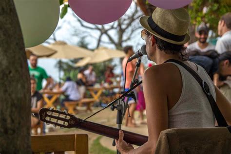 Recuerda que para ver tus temas en todos tus dispositivos, debes actualizar la app de el tiempo. Celebración familiar por el Día de la Tierra en Antigua ...