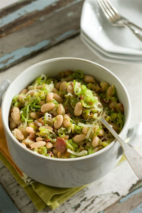 As for taking this out of the vegan/vegetarian zone, it's as simple as using chicken broth instead of veggie if that is what is lying around in your. Great Northern Beans Recipes : Great Northern Beans with ...