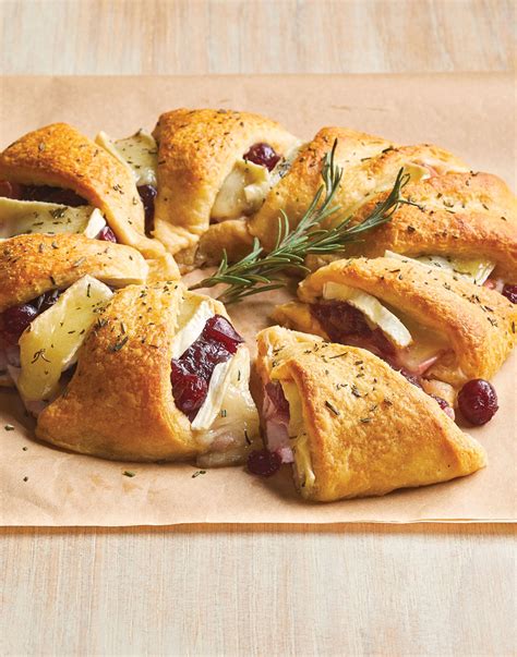 Turkey And Ham Crescent Ring With Cranberry And Brie Recipe