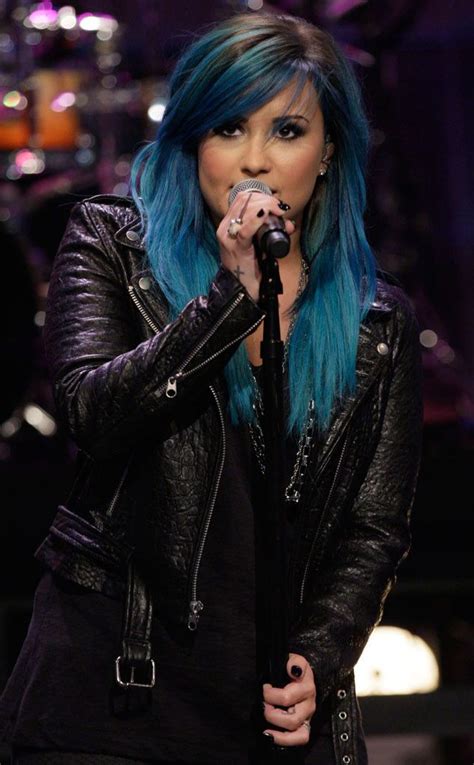 Wigsbuy provide great selection of top quality demi lovato hair color blue. Demi Lovato Dyes Her Hair Blue! | Demi lovato blue hair ...