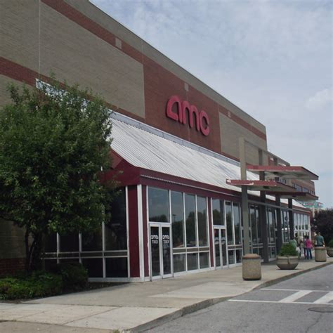 Full of teenagers working there. AMC