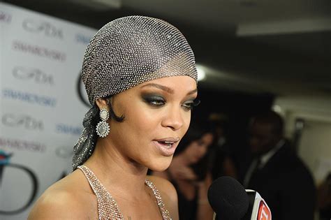 rihanna shocks everyone in sexy sheer gown [nsfw photos]]