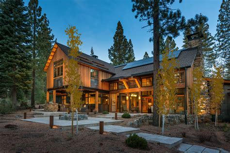 Like Color Scheme And Stone Mountain Home Exterior Architecture