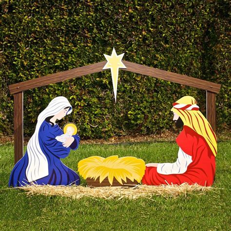 10 Beautiful Religious Christmas Decoration Ideas  LoveToKnow