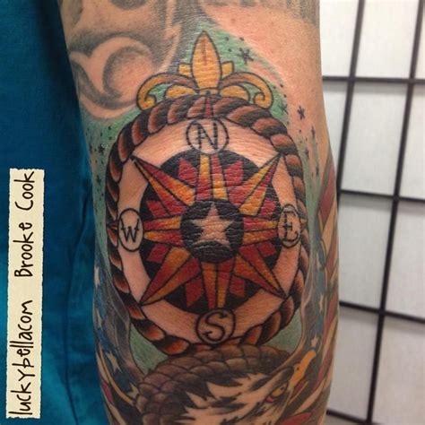 Elbow Compass Elbow Tattoos Traditional Compass Tattoo Sleeve Tattoos