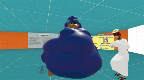 Chased By A Fat Ass Duck Vrchat Freeze Tag Youtube