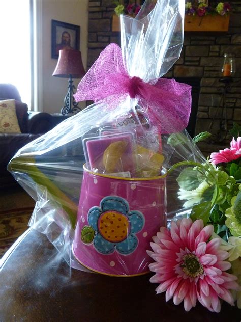Do you accept custom order9 a. Fun Gift Basket for MOM. 3 of my Smellies Meltable Tarts ...