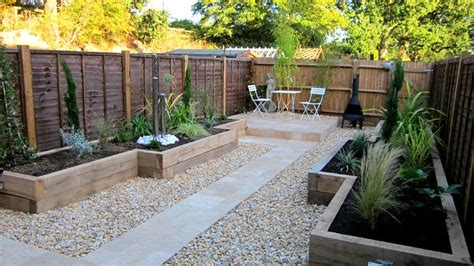 Obviously exotic plants, sculptures and fine lawns are not we love our lawns in the uk, but there is no getting around the fact that they need a lot of looking after. 5 Garden Design Ideas To Match Your Lifestyle & Personality