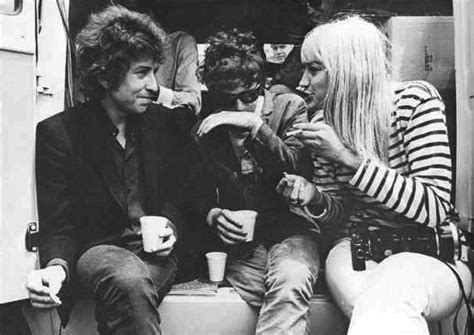 Pin By Info On Silverscapes Bob Dylan Mary Travers Dylan