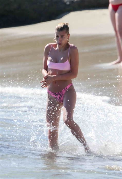 Hailey Baldwin In A Pink Bikini On The Beach In Laguna Beach Celeb Donut