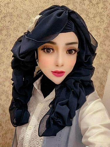Kata Selebgram Hijab Yang Viral Karena Dagu Lancipnya Bikin Netizen Julid