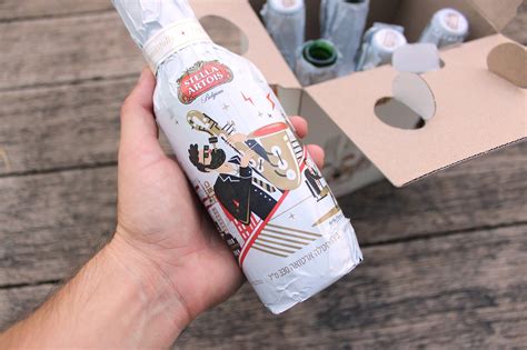 Stella Artois Special Edition On Packaging Of The World Creative
