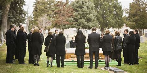 10 Funeral Etiquette Rules Every Guest Should Follow Funeral Service