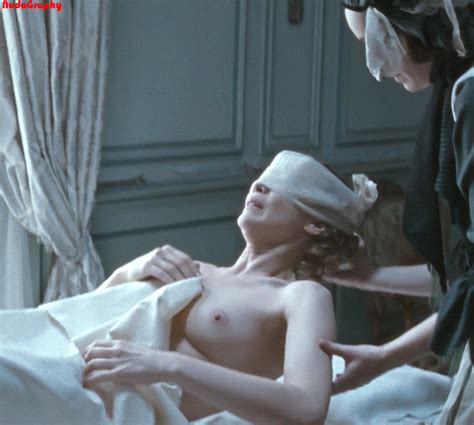 Nude Celebs In Hd Vera Farmiga Picture Original Vera