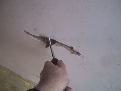 Can't appreciate any lath up under can we patch the plaster without making it a huge deal and pulling the entire ceiling down one piece. Repair Lath and Plaster Cracks,