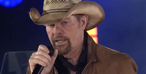 toby keith gives first update since stomach cancer diagnosis