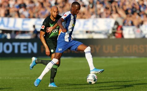 Lukas nmecha (vfl wolfsburg) right footed shot from the centre of the box to the top right corner. Herthaner im Fokus: Hertha BSC - VfL Wolfsburg - Hertha BASE