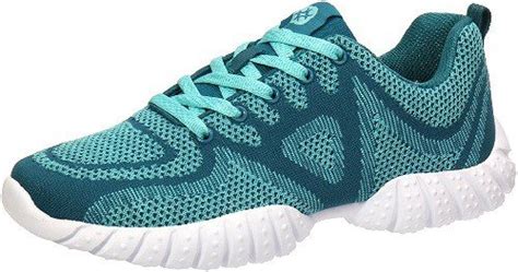 Pros and cons of each, along with how they stack up in terms of sole support, flexibility and overall grip. Best Cross Training Shoes For Men of 2021 - Buyer's Guide ...