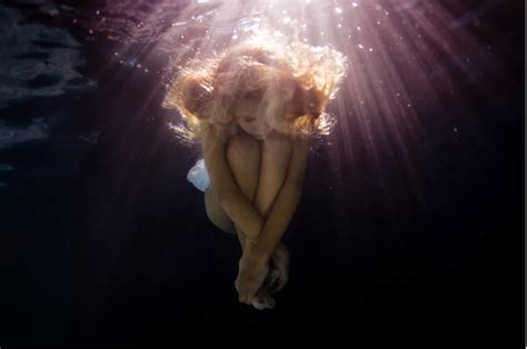 Breathtaking Underwater Photography By Elena Kalis Daily
