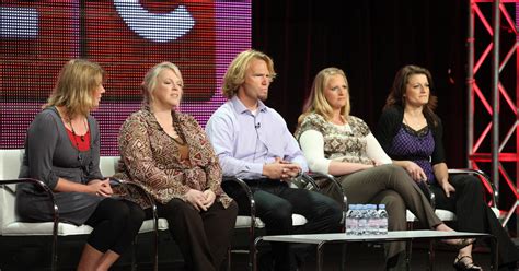 Sister Wives Federal Judge Rules Anti Polygamy Laws Unconstitutional Cbs News