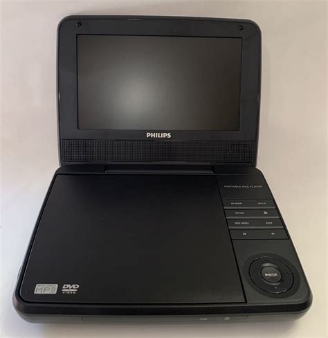 Philips Pet741b37 Portable Dvd Player With 7 Inch Lcd Black 2009