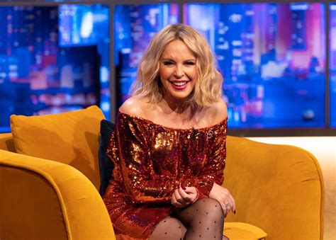 Dazzling Kylie Minogue In Itvs The Jonathan Ross Tv Show In London 2021