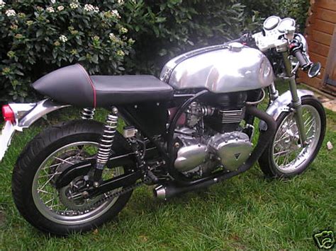 So we worked out how to make one that looked a little more modern, whilst retaining the classic essence. Triton Classic Motorcycles | Classic Motorbikes
