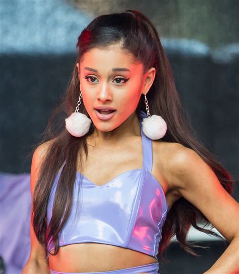 Most Viral Internet Memes 2015 Ariana Grande One Direction And Ronda