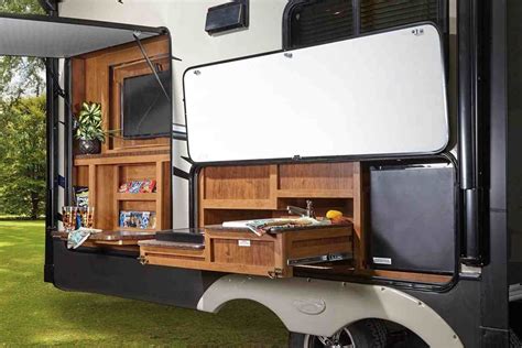 Many motor home class c outdoor kitchen's to choose from. Enjoyable Cooking When Holiday with Outdoor RV Kitchen Idea - 35 Best Outdoor RV KitchenDesign ...