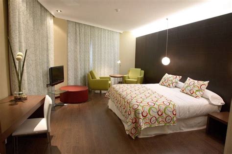 Busca los establecimientos con esta promoción y obtén un descuento. Hotel Veracruz Plaza & Spa, hotel en Valdepeñas - Viajes ...